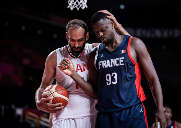 LOL英雄联盟投注平台-波兰男篮逆转阿根廷男篮，贝弗利制霸全场的简单介绍