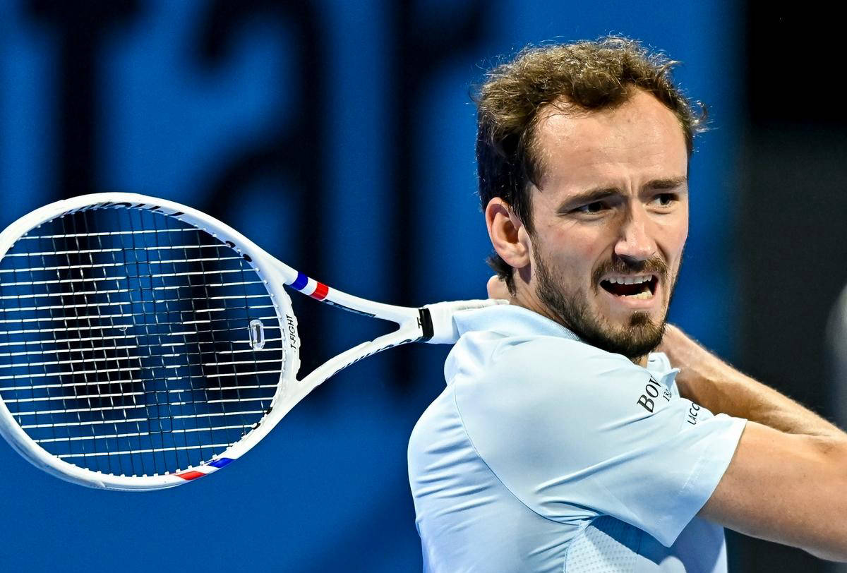 包含世界网球队逆转欧洲网球队，梅德韦杰夫爆发神勇的词条