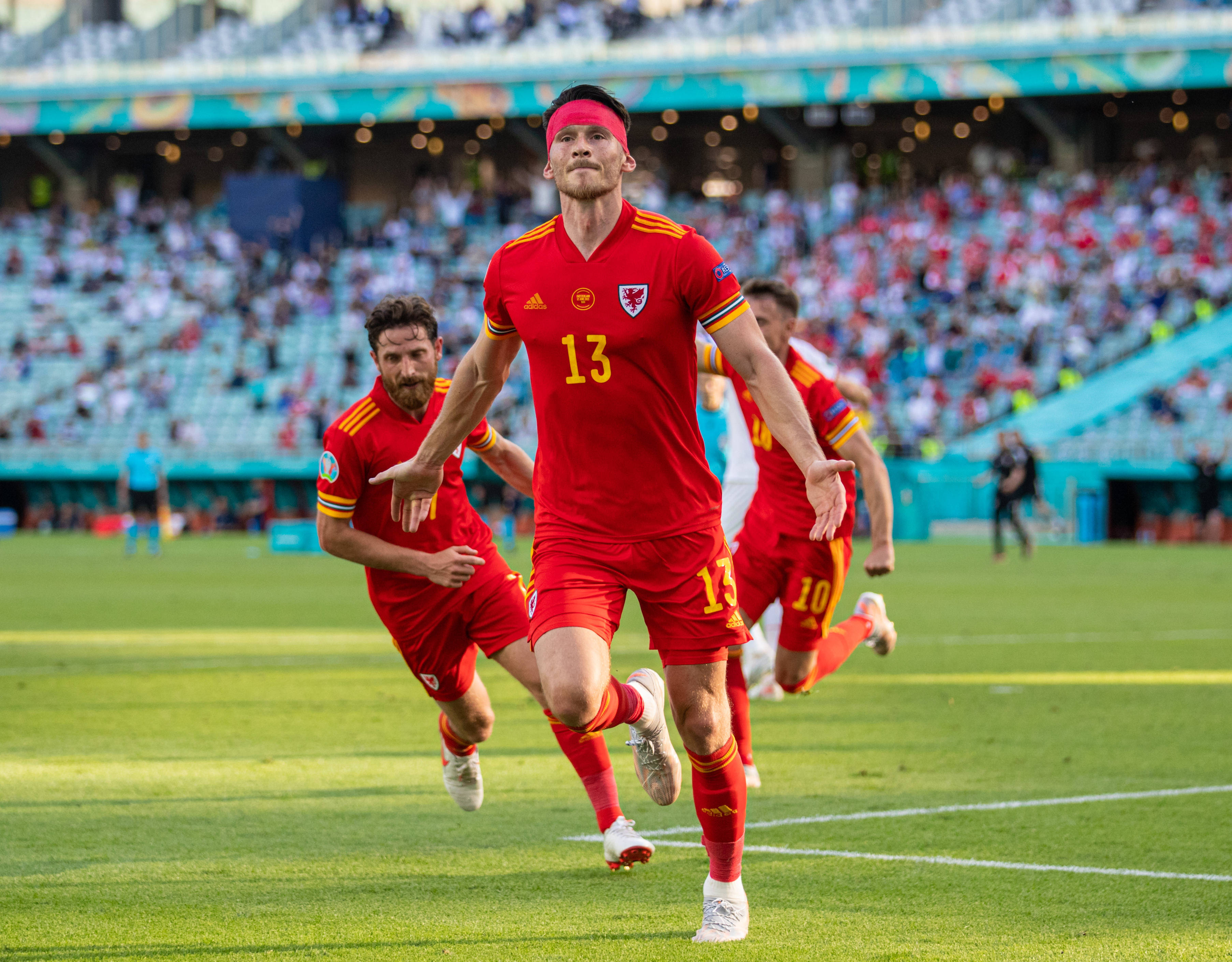 LOL英雄联盟赛事指南-关于威尔士对阵芬兰，争夺下一轮资格的信息