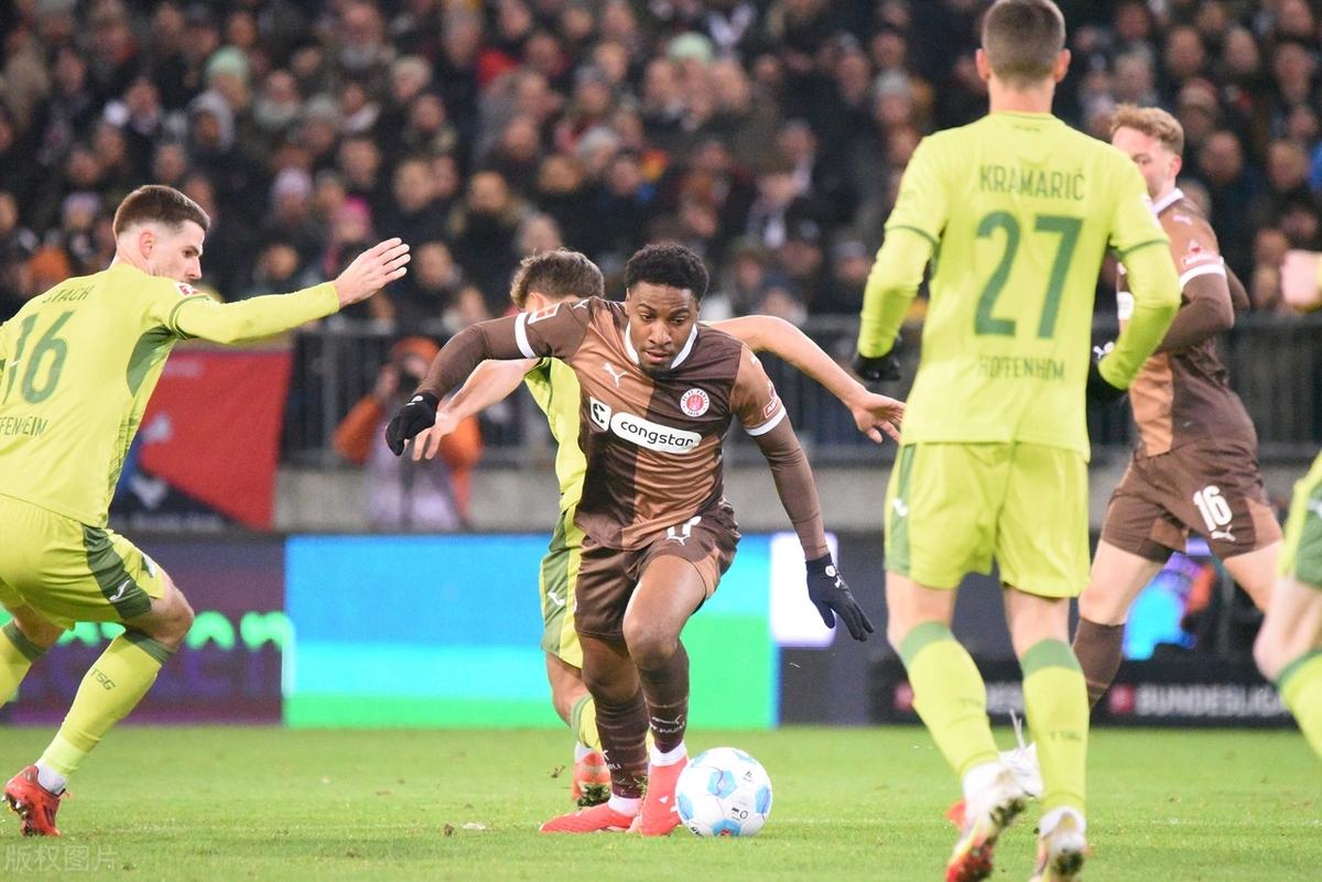 LOL英雄联盟投注-奥格斯堡横扫霍芬海姆，赛季首获四连胜的简单介绍