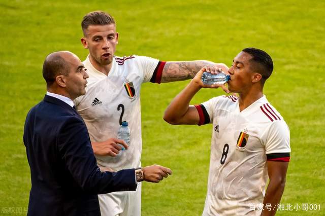 关于经典对决：英格兰压制苏格兰的信息