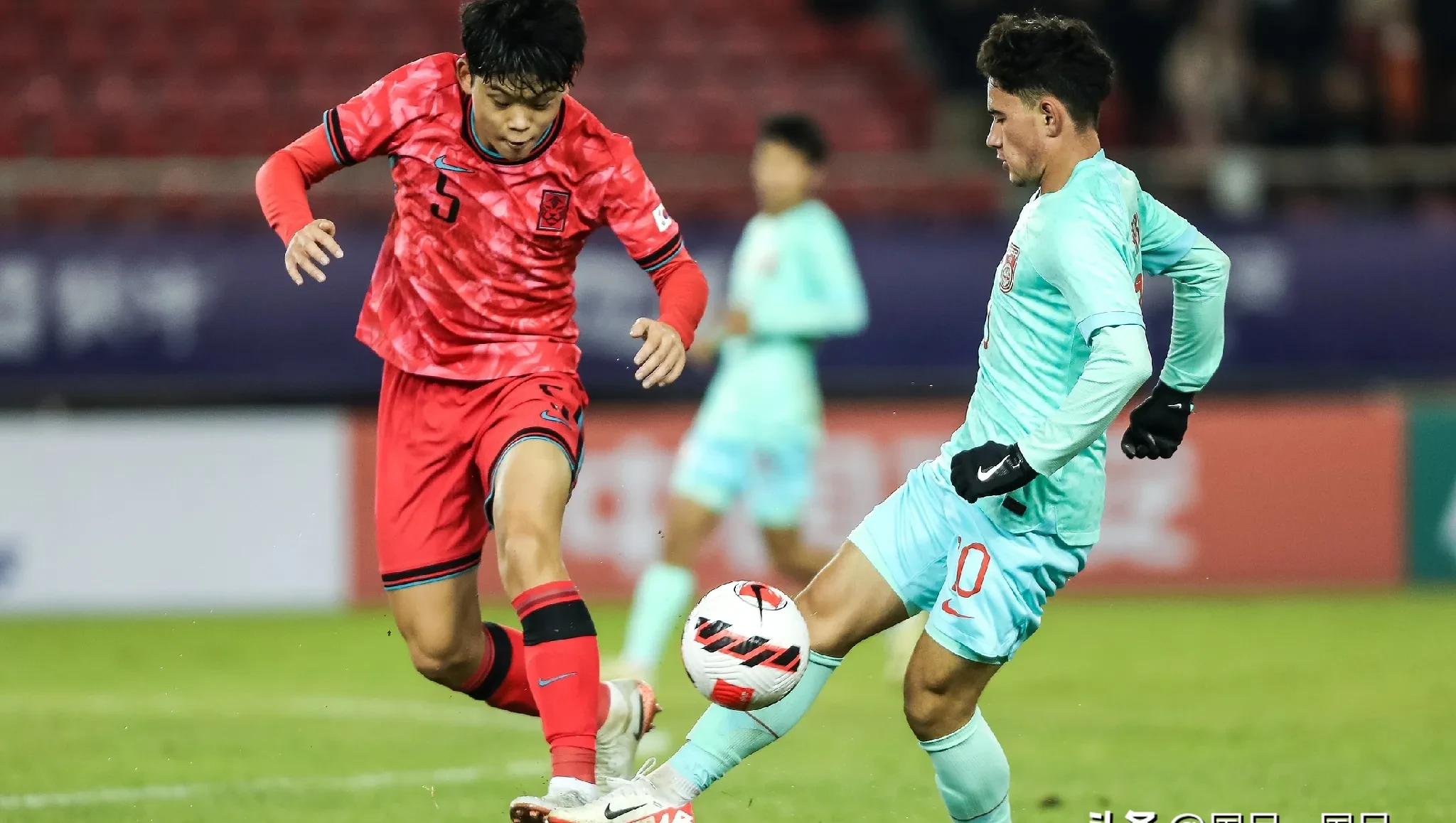 LOL英雄联盟投注-蓄势待发！球员备战下一场比赛的简单介绍