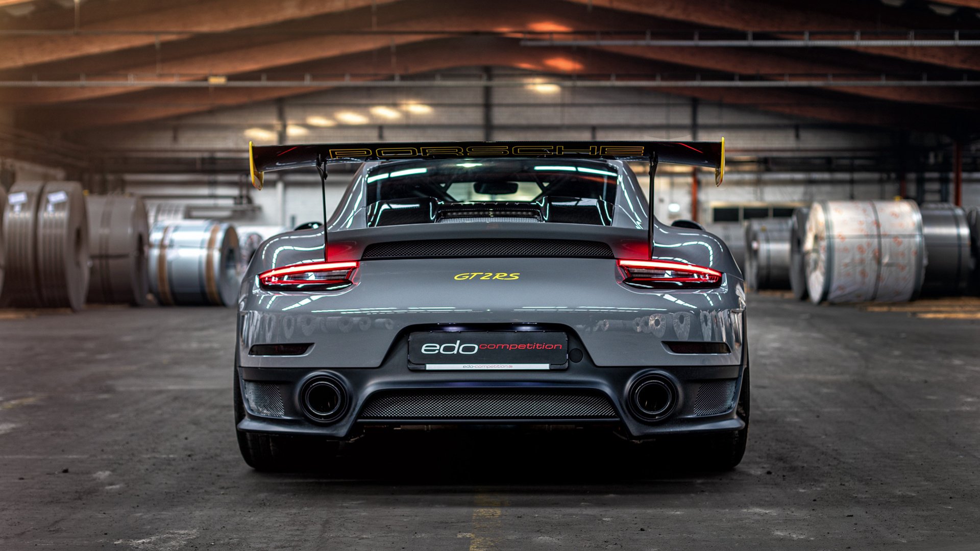 欧冠决赛之夜,拉亚关键进球定乾坤