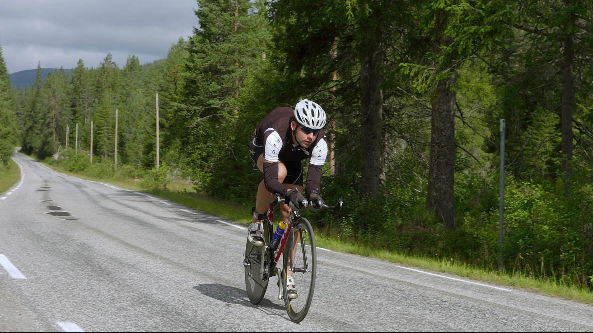 当风城玫瑰在深圳绽放,拉文关键时刻的领袖气质与公牛的团队收割